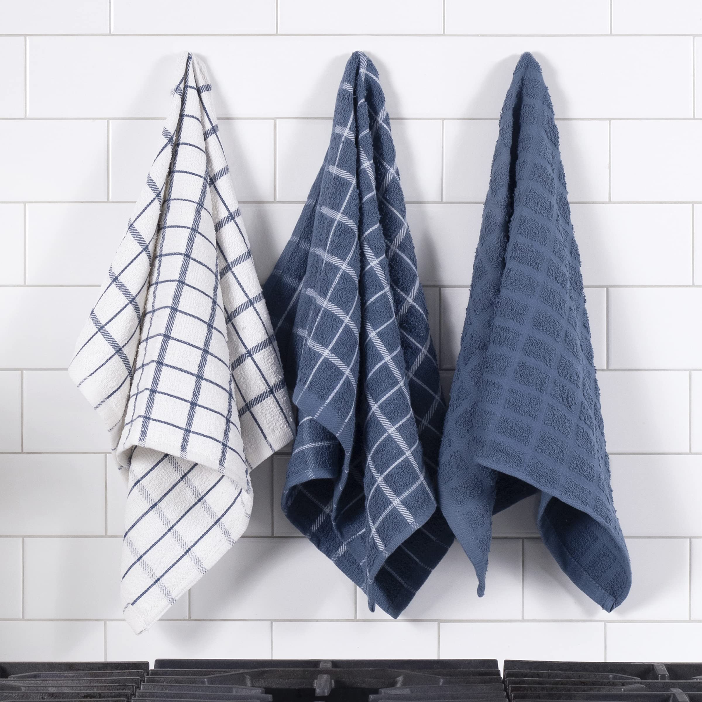 Ritz spill-cleanup ready towels tackle everyday messes quickly.