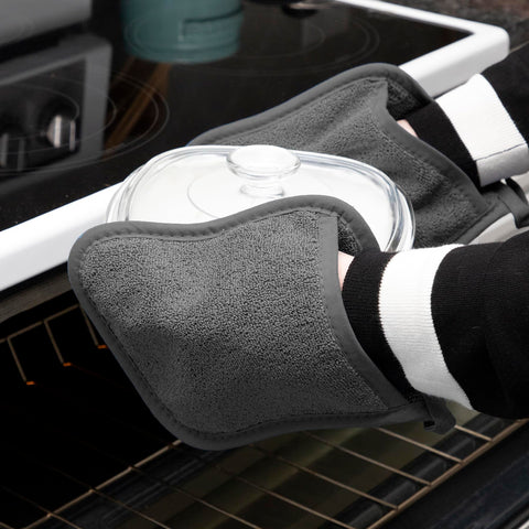 RITZ Terry cotton heat protection close-up emphasizes comfortable grip.