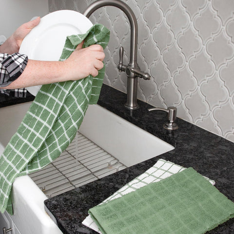 Ritz towels feature wave terry-loop construction for higher absorbency.