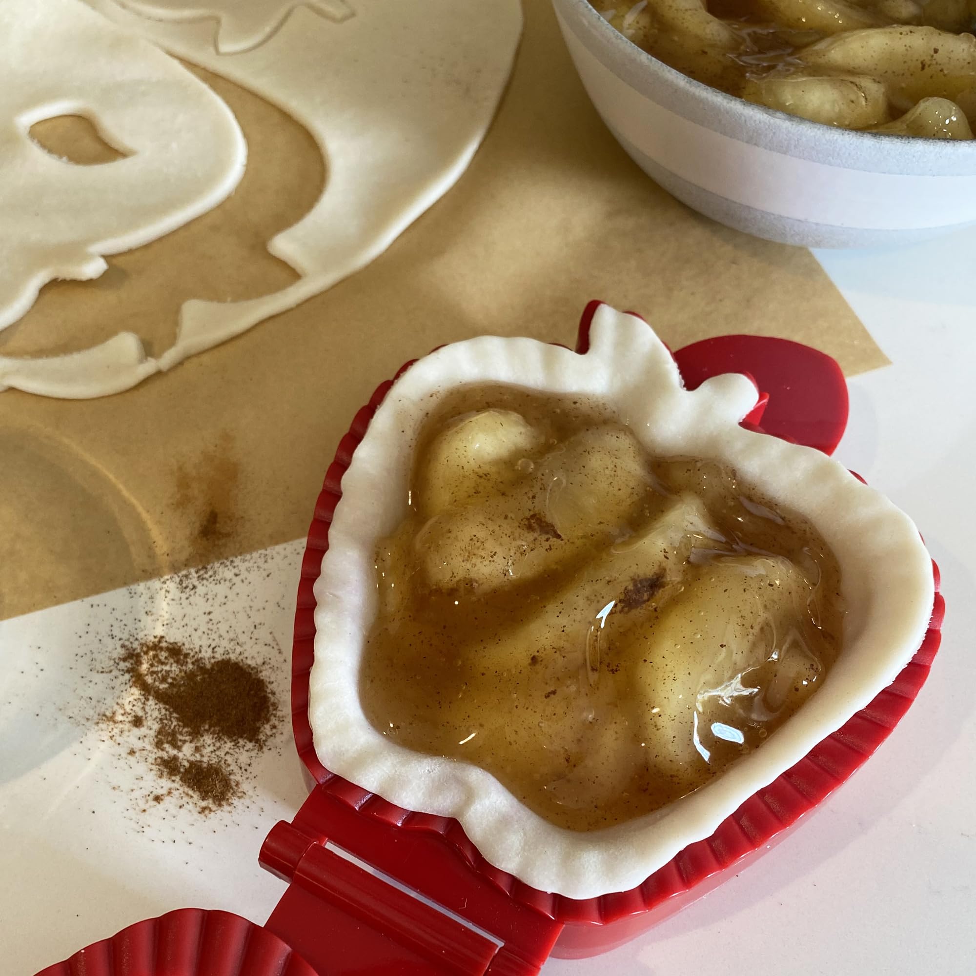 R&M Pocket Pie Maker includes a recipe card for inspiration.