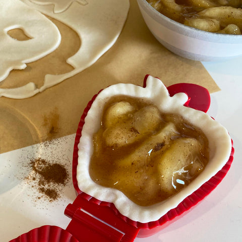 R&M Pocket Pie Maker includes a recipe card for inspiration.
