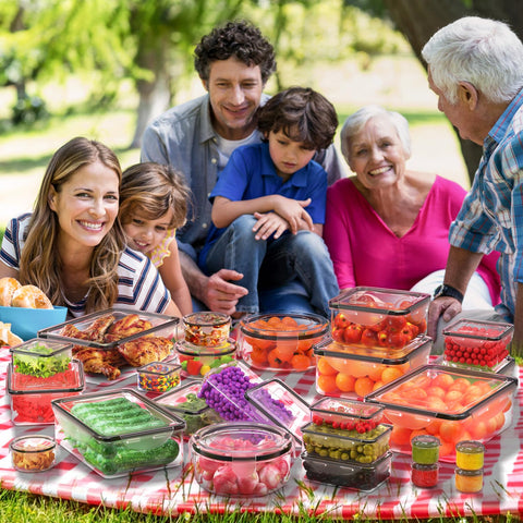 RockBerry microwave-safe containers keep meals hot and ready.