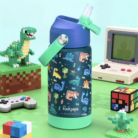 Rockpapa bottle straw leak-proof lid helps prevent spills at school.