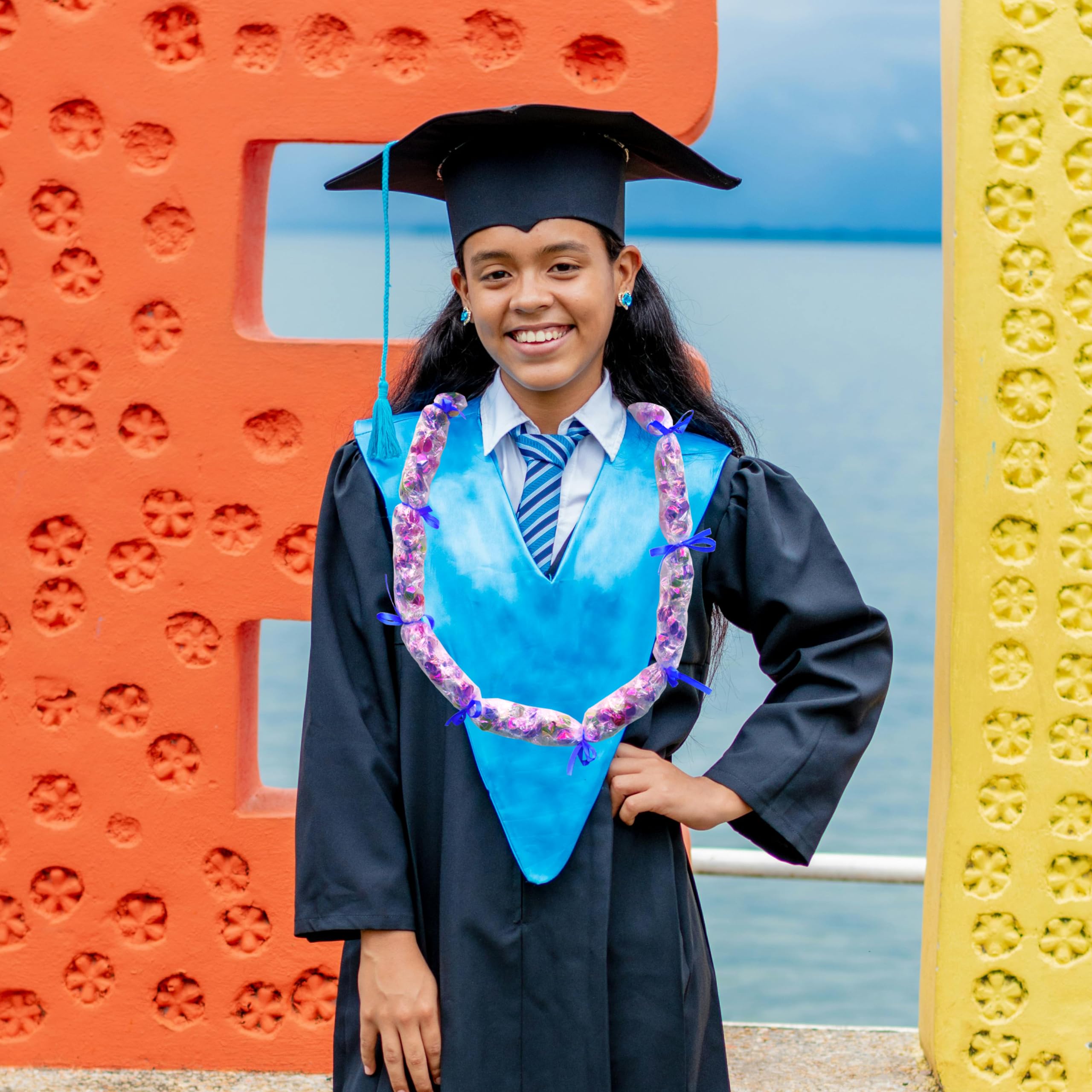 Rodudu DIY starter kit includes everything to assemble leis.