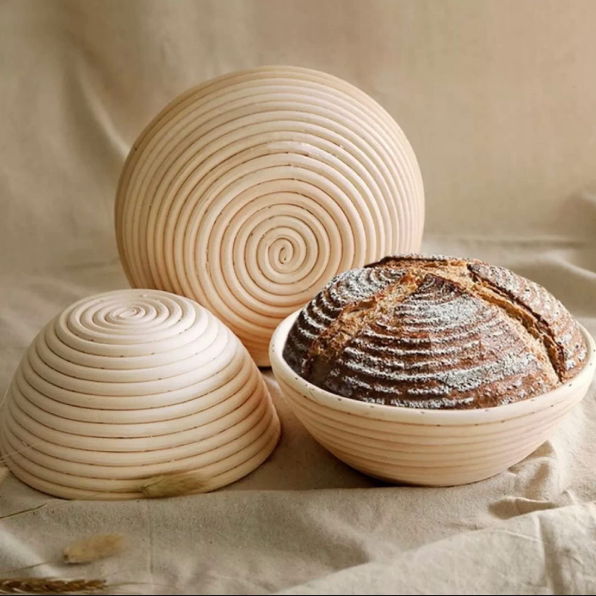 RoEsha bread kit makes a perfect gift for bakers seeking artisanal results.