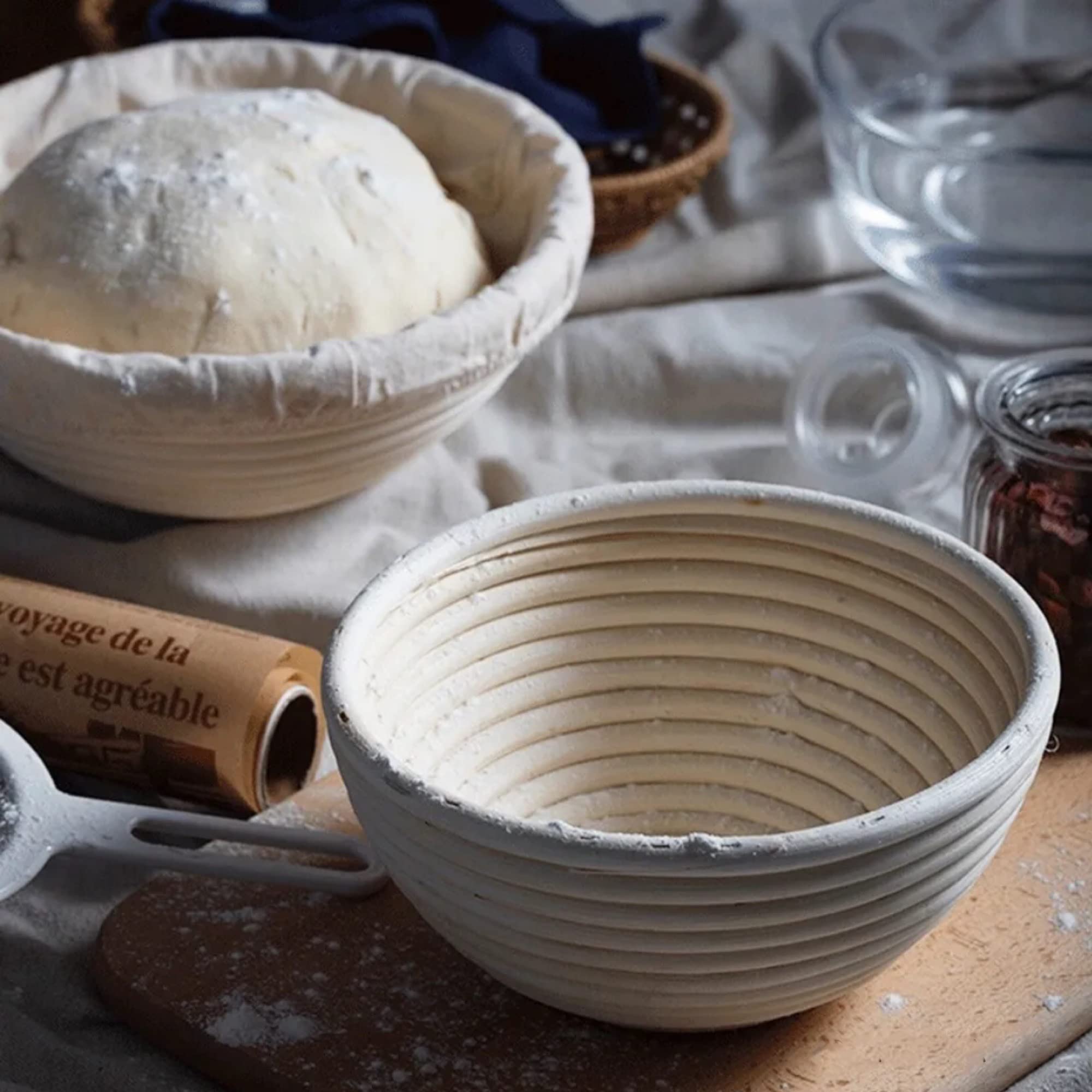 RoEsha linen cloths protect dough and maintain shape during proofing.