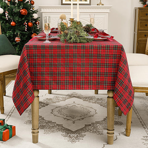 Romanstile cozy Christmas vibes for family gatherings.