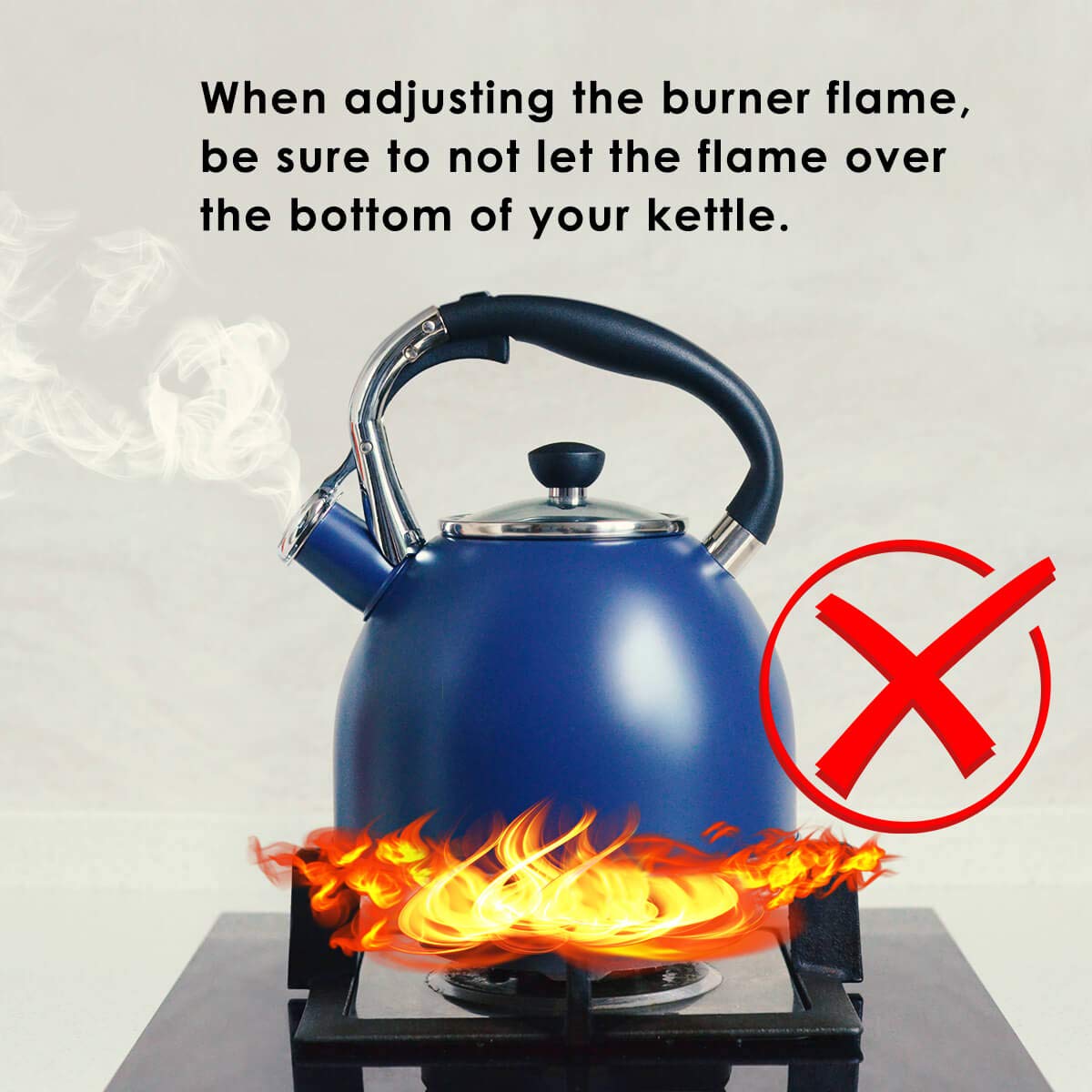 Rorence glass lid enables safe monitoring while water boils.