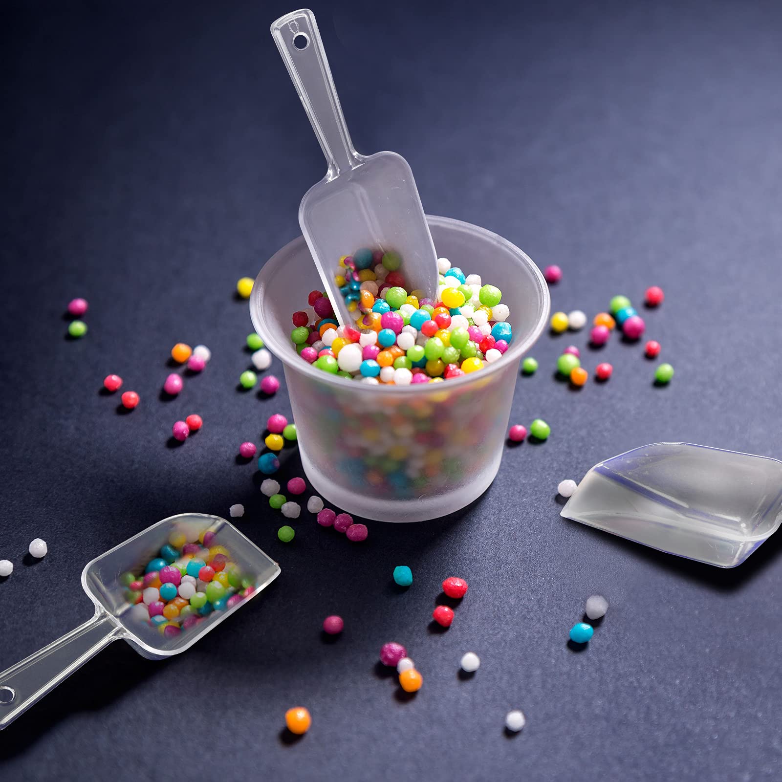 Roshtia plastic serving set is durable and non-toxic for daily use.