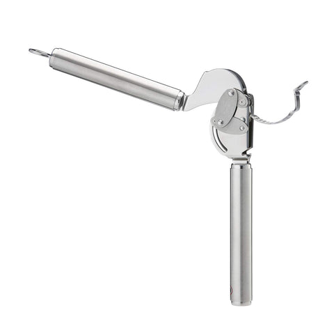 Rösle fold-out sieve design enables easy cleaning after mincing garlic or ginger
