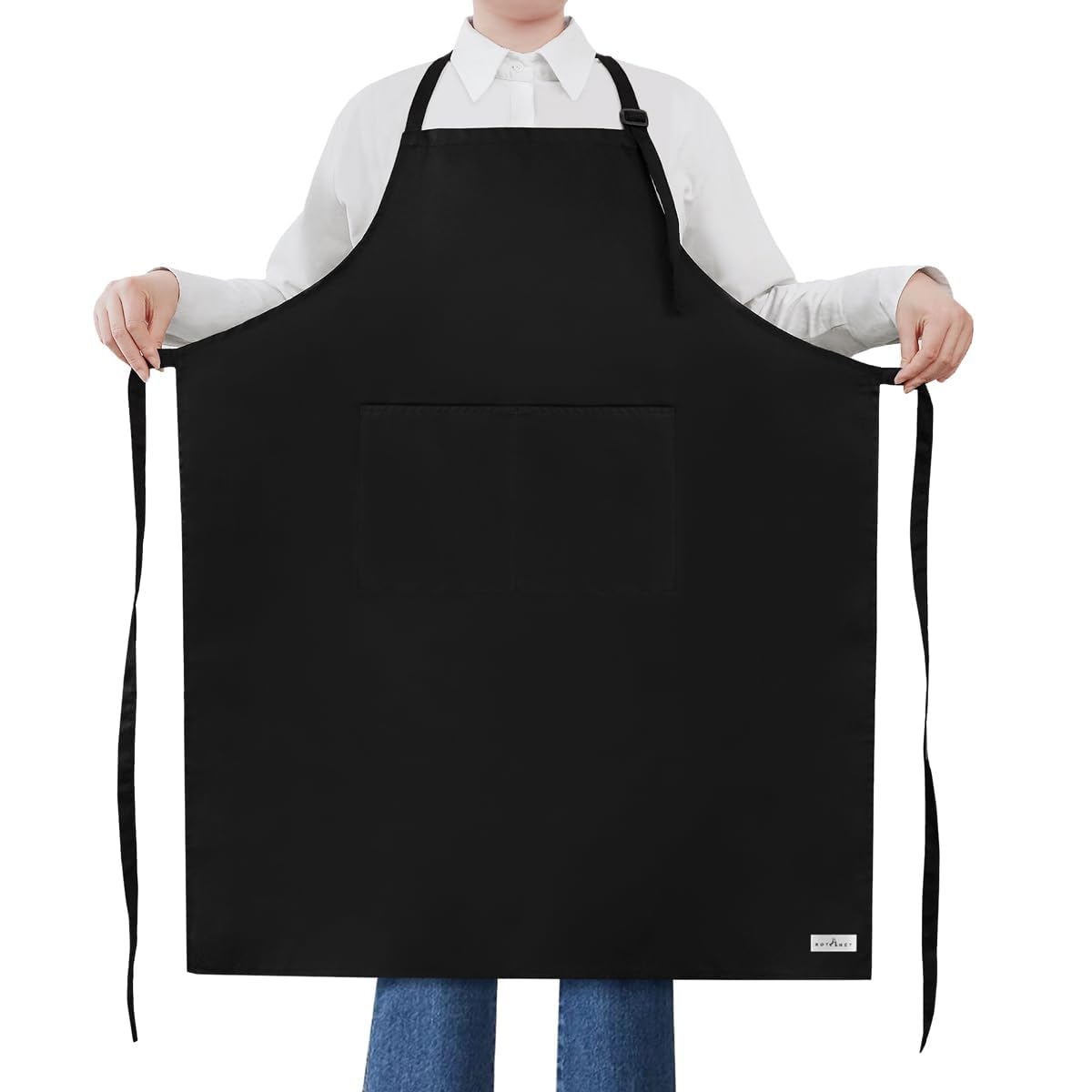 ROTANET extra-large apron offers full coverage for busy kitchens and grills.
