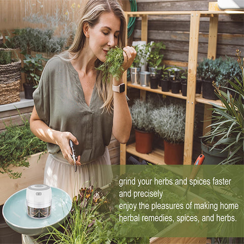 ROVIGO electric herb grinder cleaning brush simplifies maintenance.