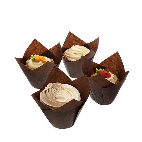 Large 4 oz capacity ideal for big muffins and cupcakes.