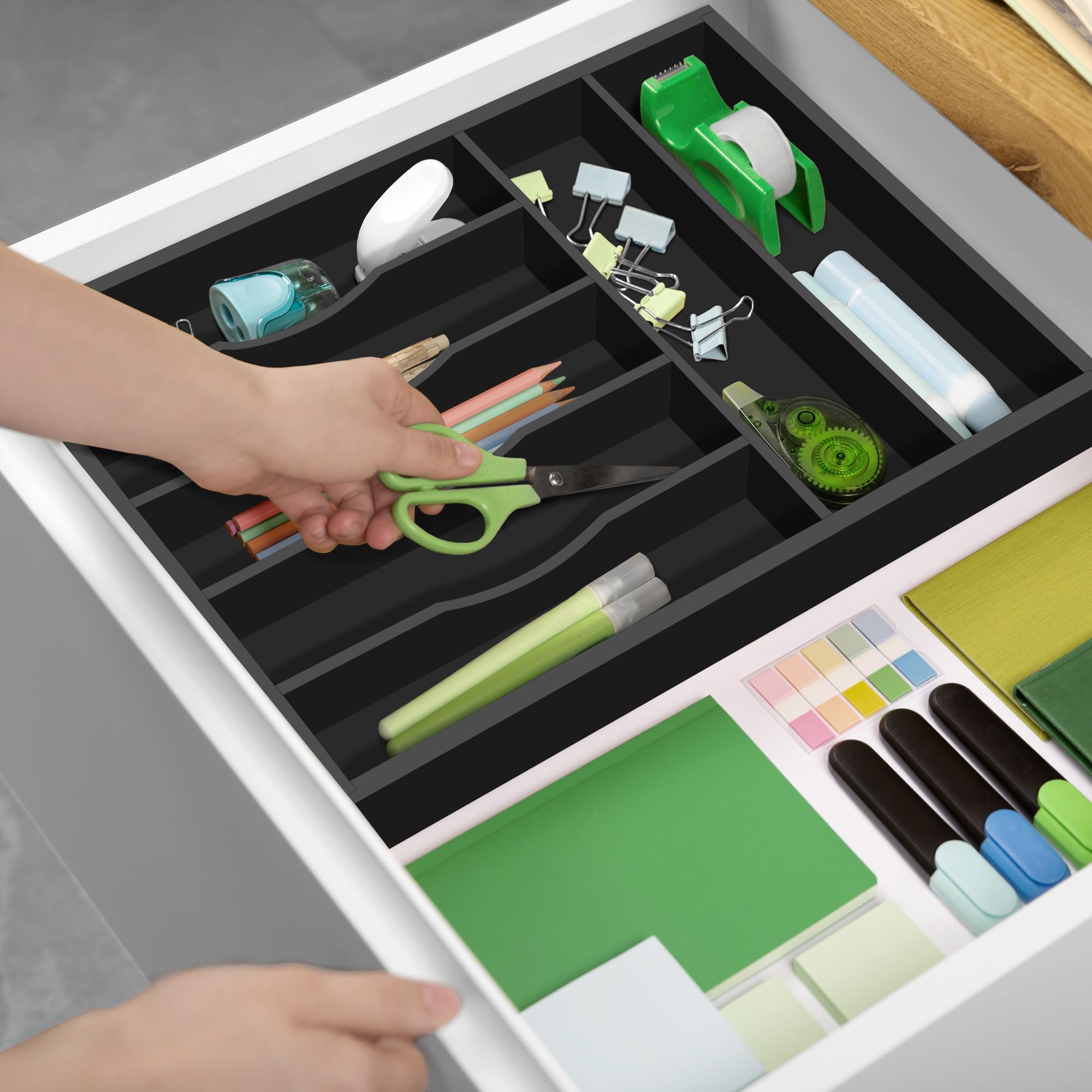 Royal Craft Wood kitchen drawer setup illustrates optimized counter-to-drawer workflow