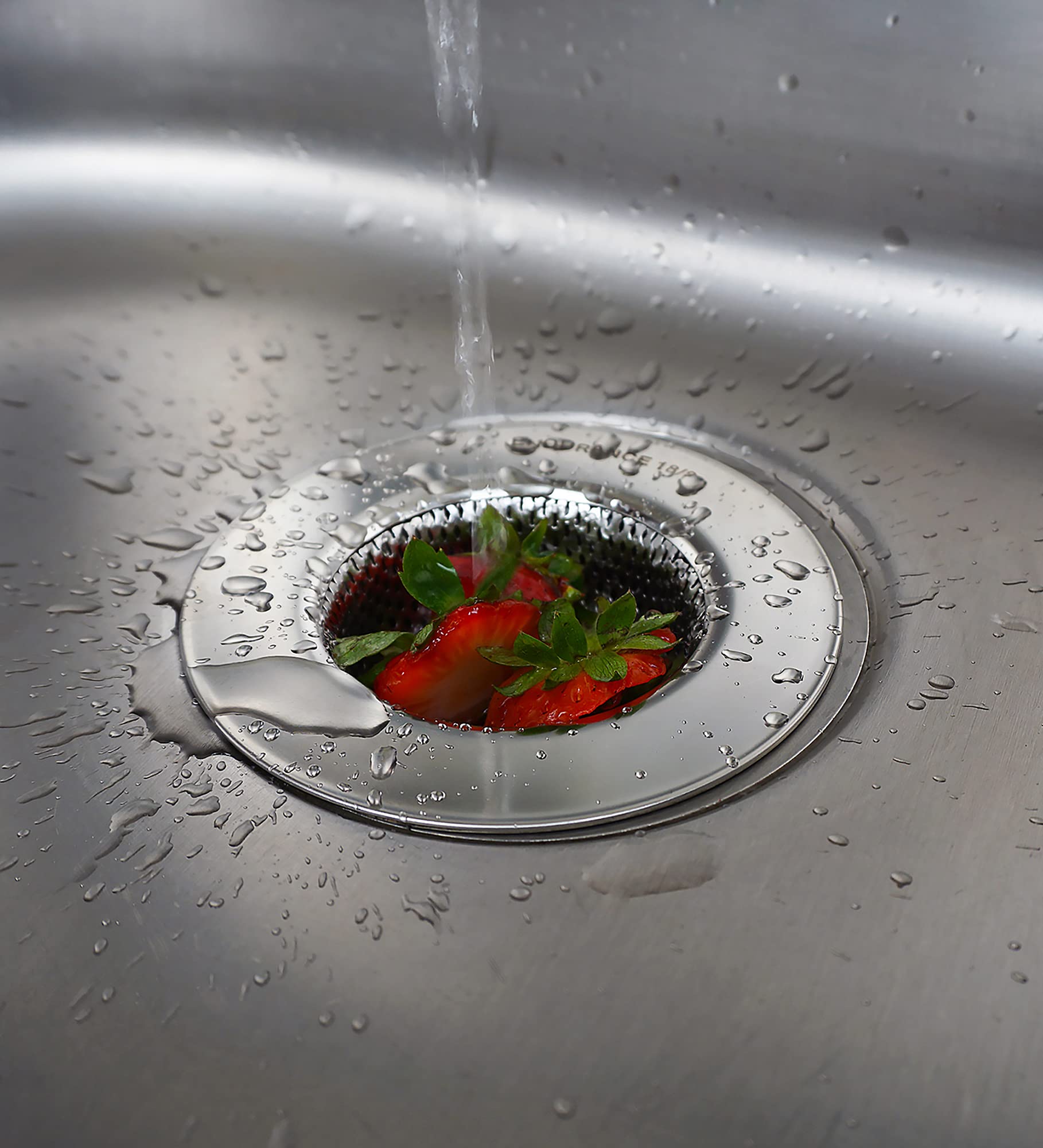 Deep bottom interior of RSVP Endurance strainer