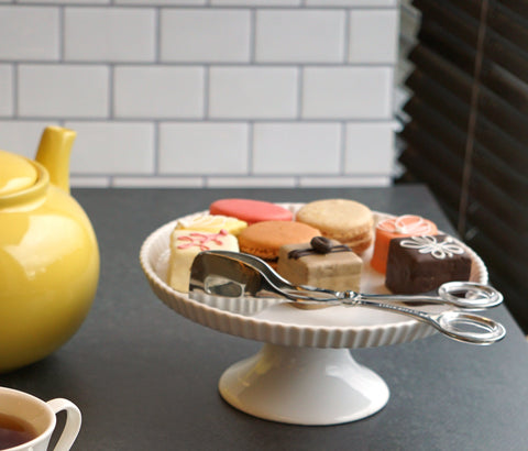 RSVP Endurance tongs with measurements, compact kitchen tool