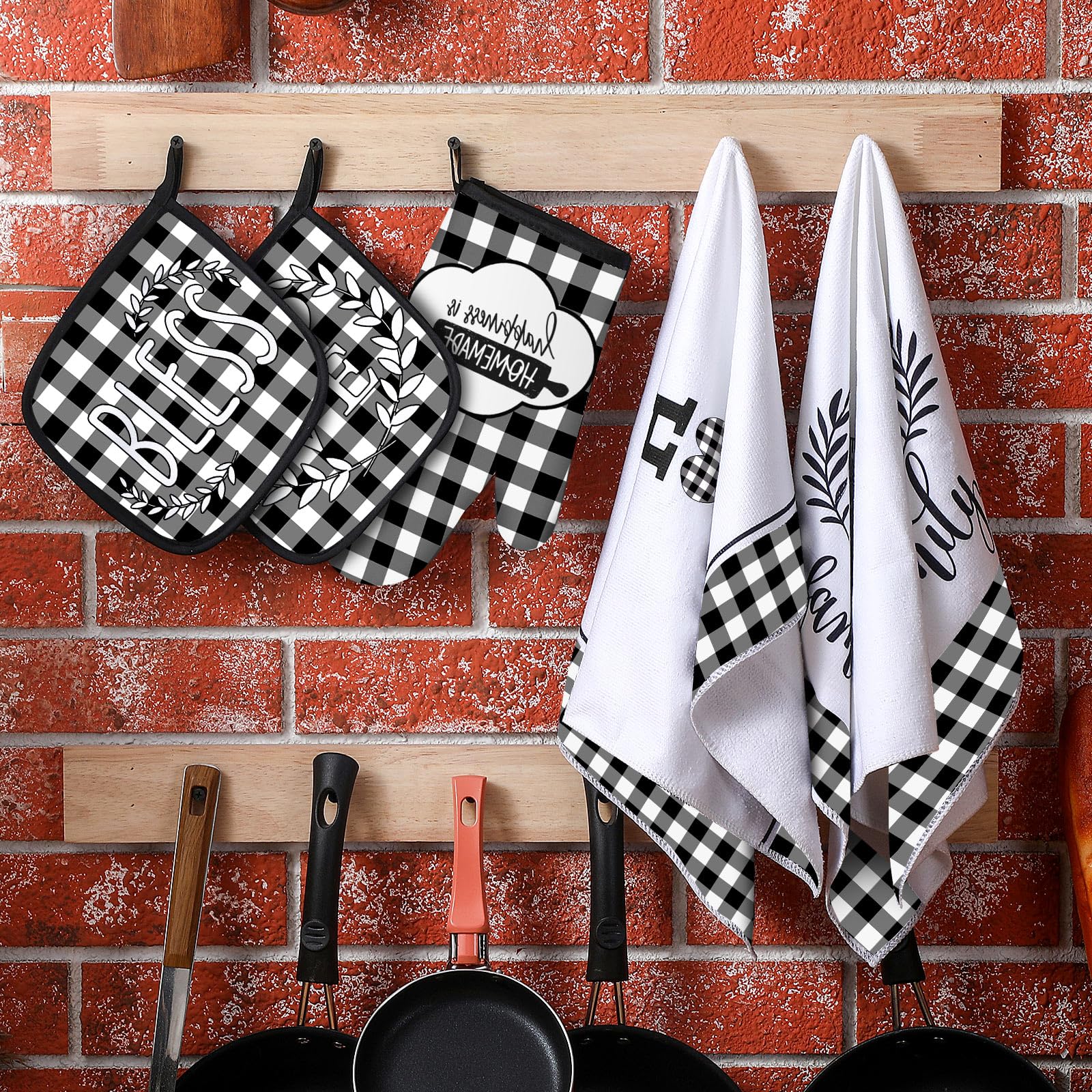 Rtteri kitchen set packaging displays a complete gift-ready bundle.
