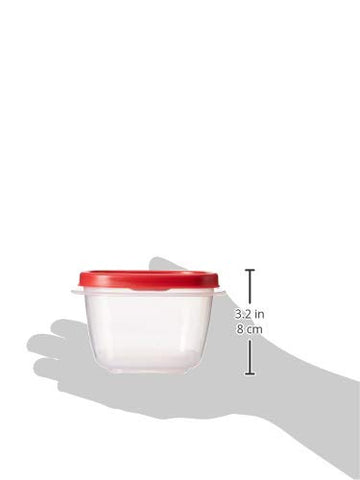 Rubbermaid 7J60 square 2-cup lid fits securely for quick access.