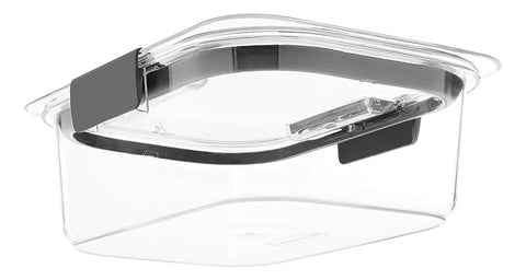 Rubbermaid Brilliance stain-odor resistant material keeps flavors fresh.