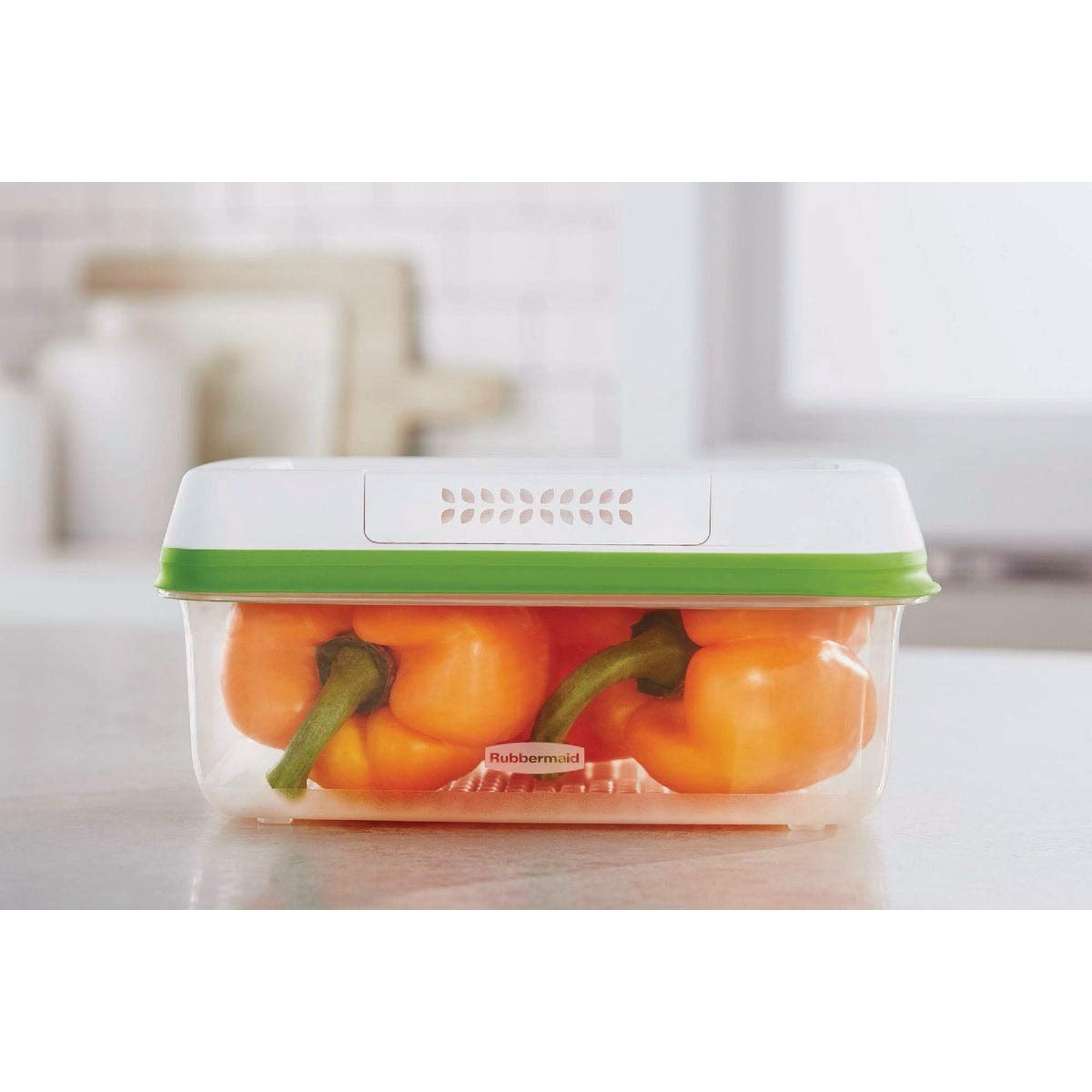 Rubbermaid FreshWorks Saver lid shows stackable, space-saving design.
