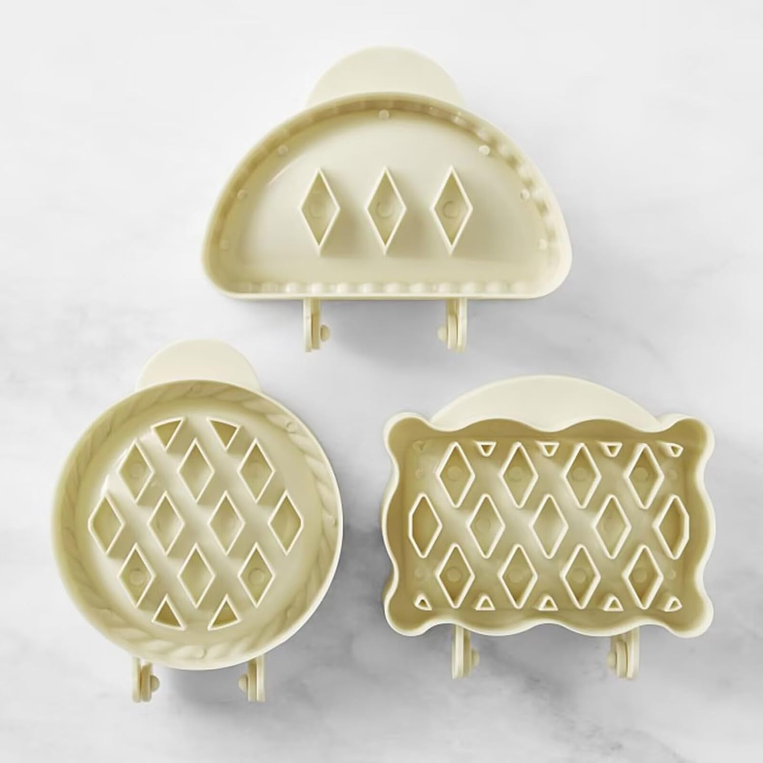 RuiGou-GuoLong Mini pie molds set streamlining baking prep.