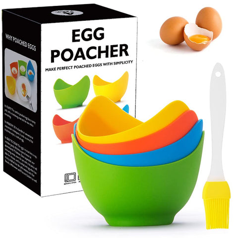 Ruiwin poacher cups in pot of boiling water for even heat