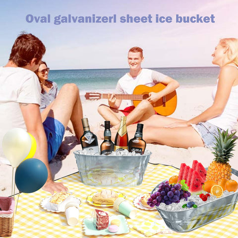 Ruizhihu party table ice bucket doubles as a drinks station.