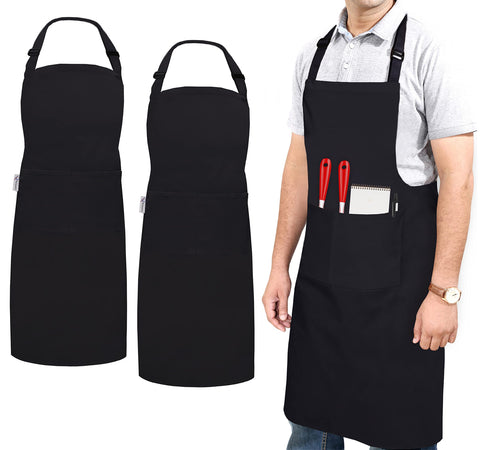 RUVANTI work apron with pockets keeps tools within reach while cooking or grilling
