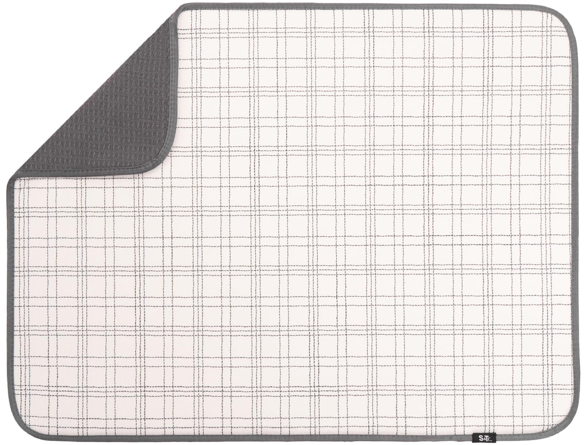 S&T INC. XL dish drying mat absorbs water to keep countertops dry