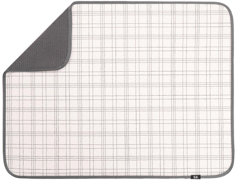 S&T INC. XL dish drying mat absorbs water to keep countertops dry