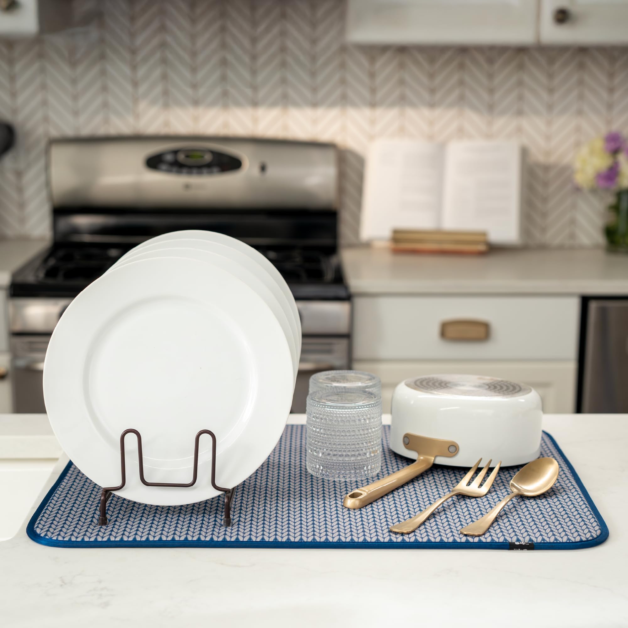 S&T INC. Dish Drying Mat XL used as an under-sink drips catcher for mess-free counters