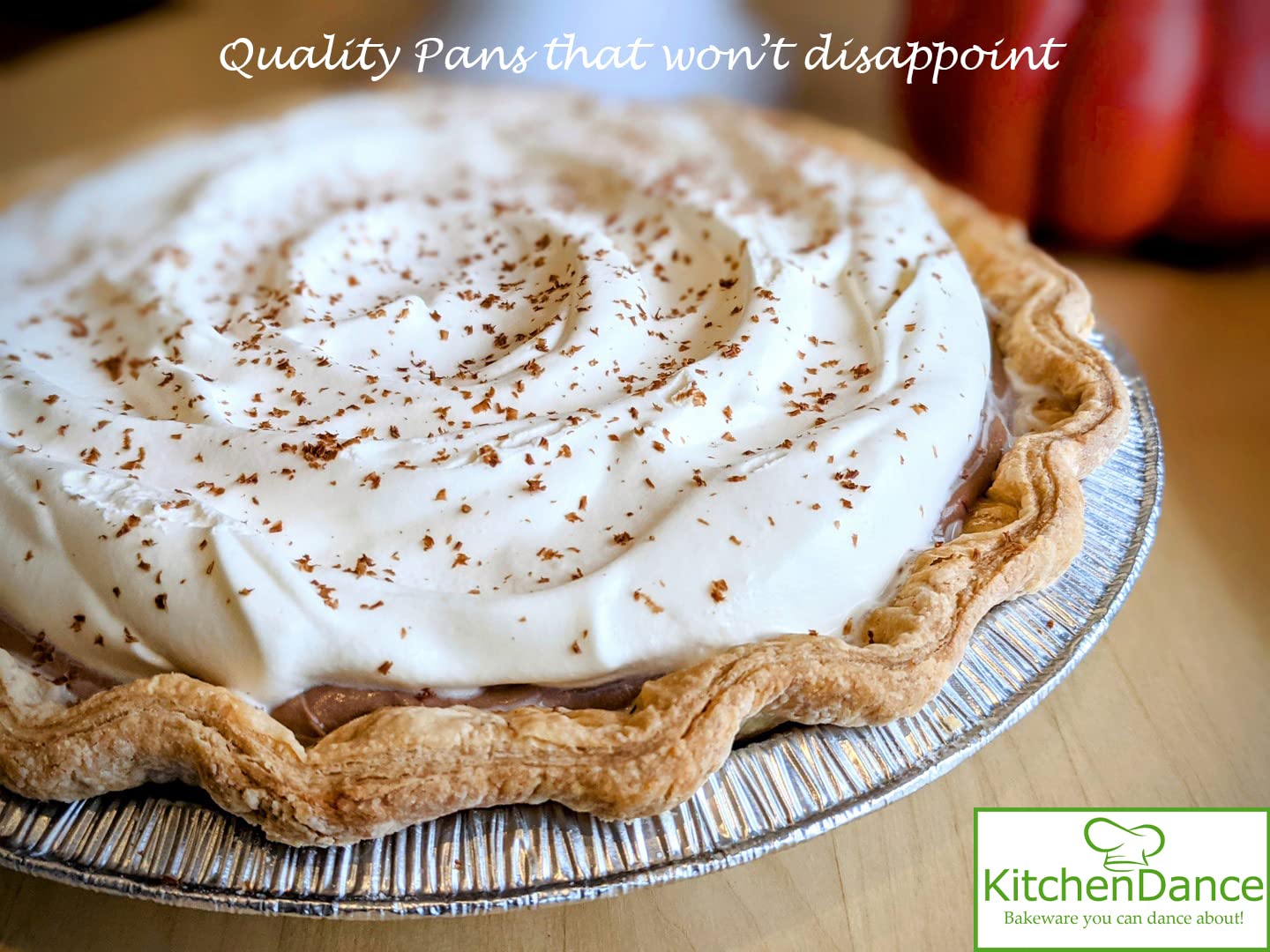 Safca KitchenDance 45-gauge aluminum reinforces strong, reliable bakeware