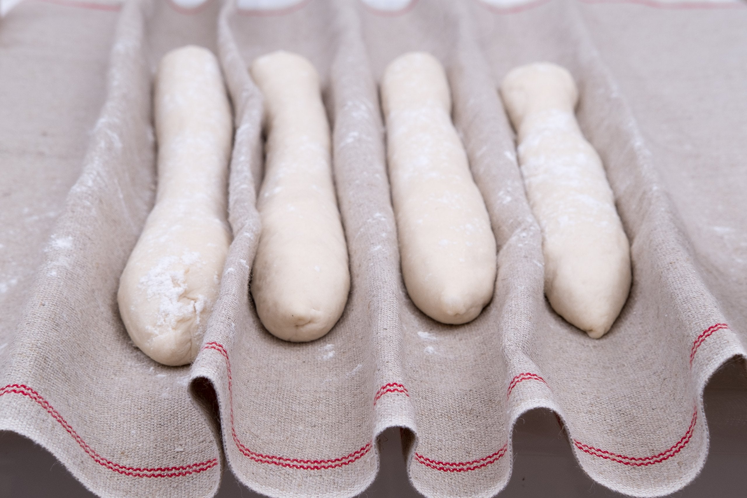 Saint Germain Bakery imported France flax linen offers food-safe, reliable proofing.