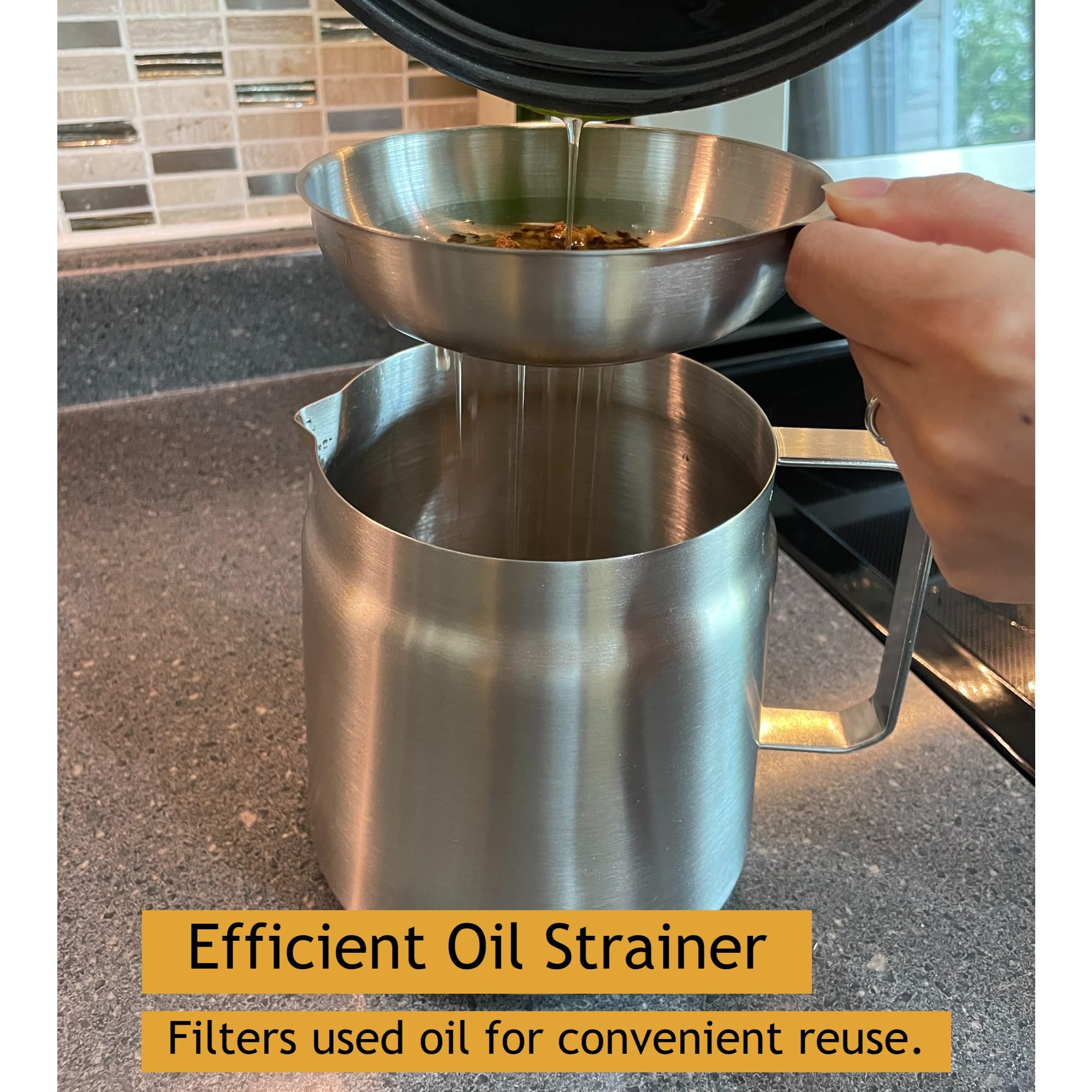 Saltlas deep fryer pot with lid reduces splatter and odors.