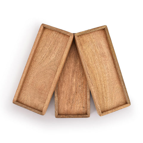 Samhita mango wood platter for fruit display and fresh snacks.