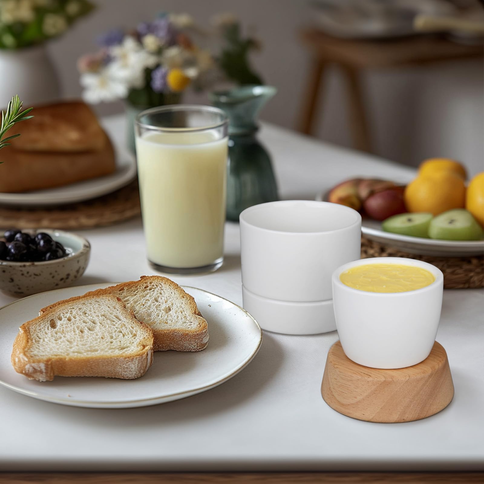 Samseel butter dish cleans easily by hand or dishwasher