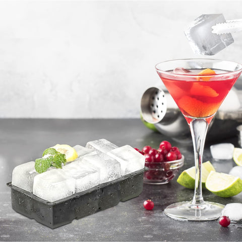 Samuelworld ice tray makes a stylish gift for hosts.