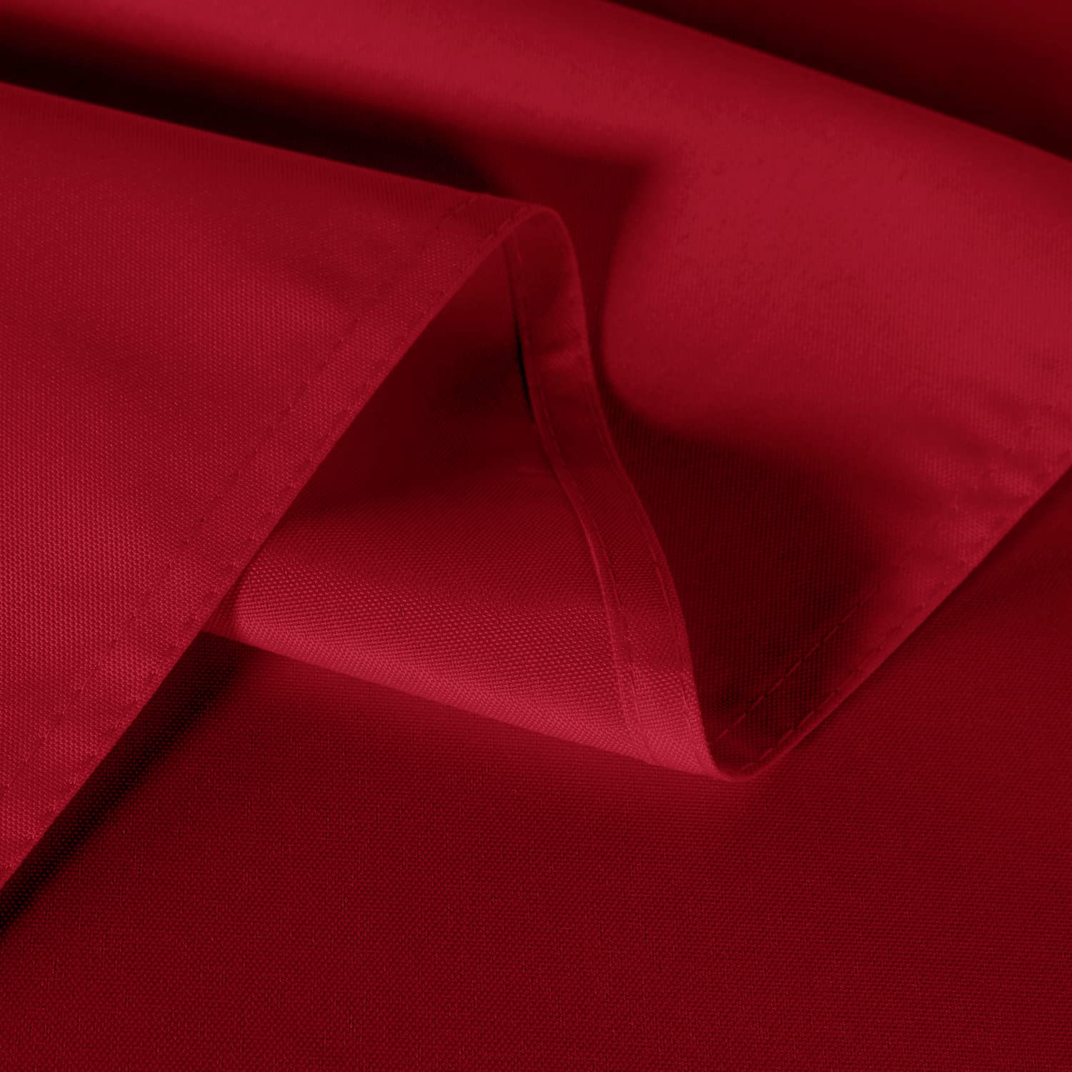 Sancua machine-washable red tablecloth for easy care