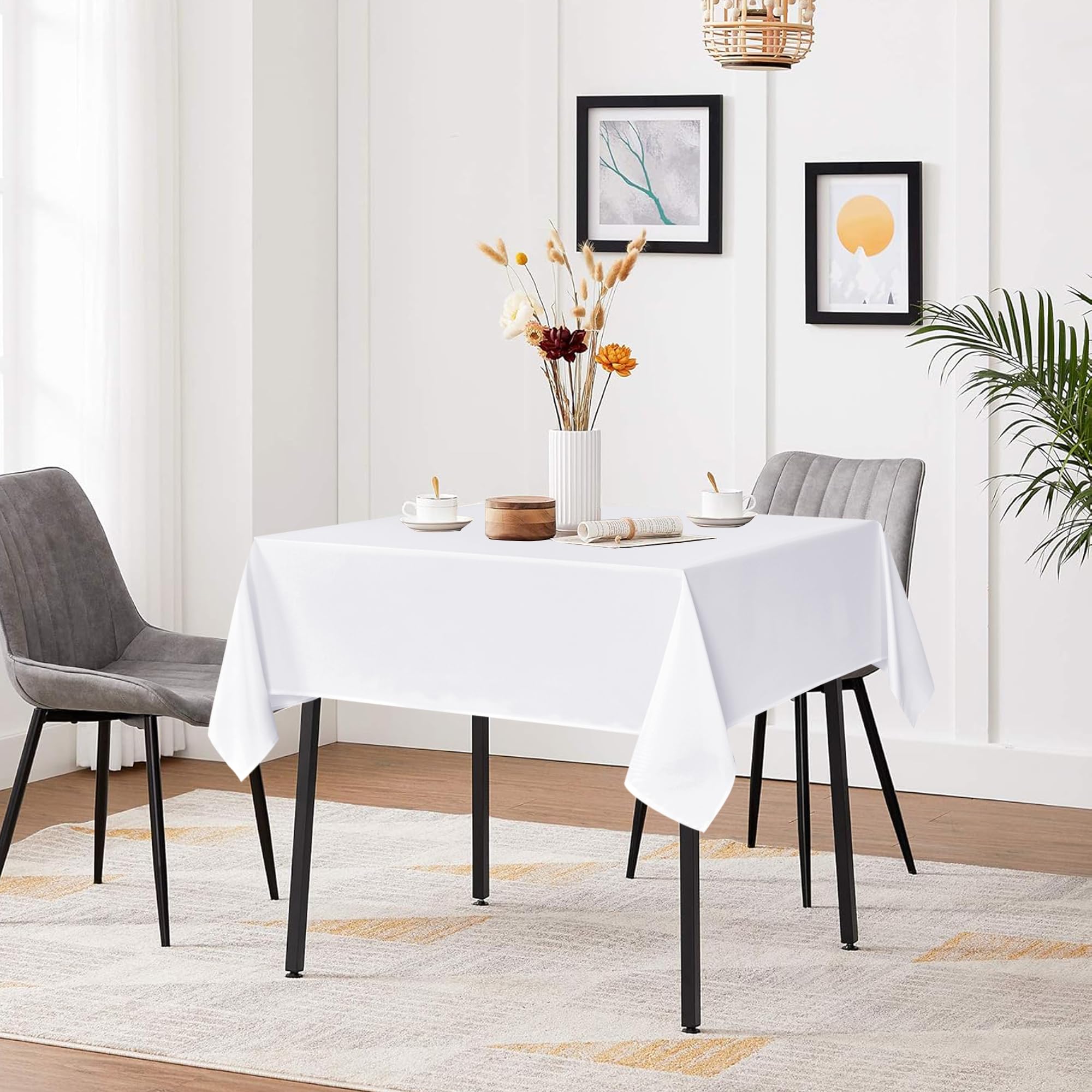 Sancua polyester tablecloth 60x60 white, easy care for frequent use.