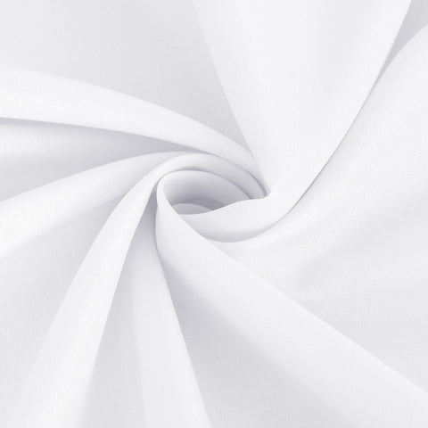 Sancua wedding banquet scene with pristine white tablecloth