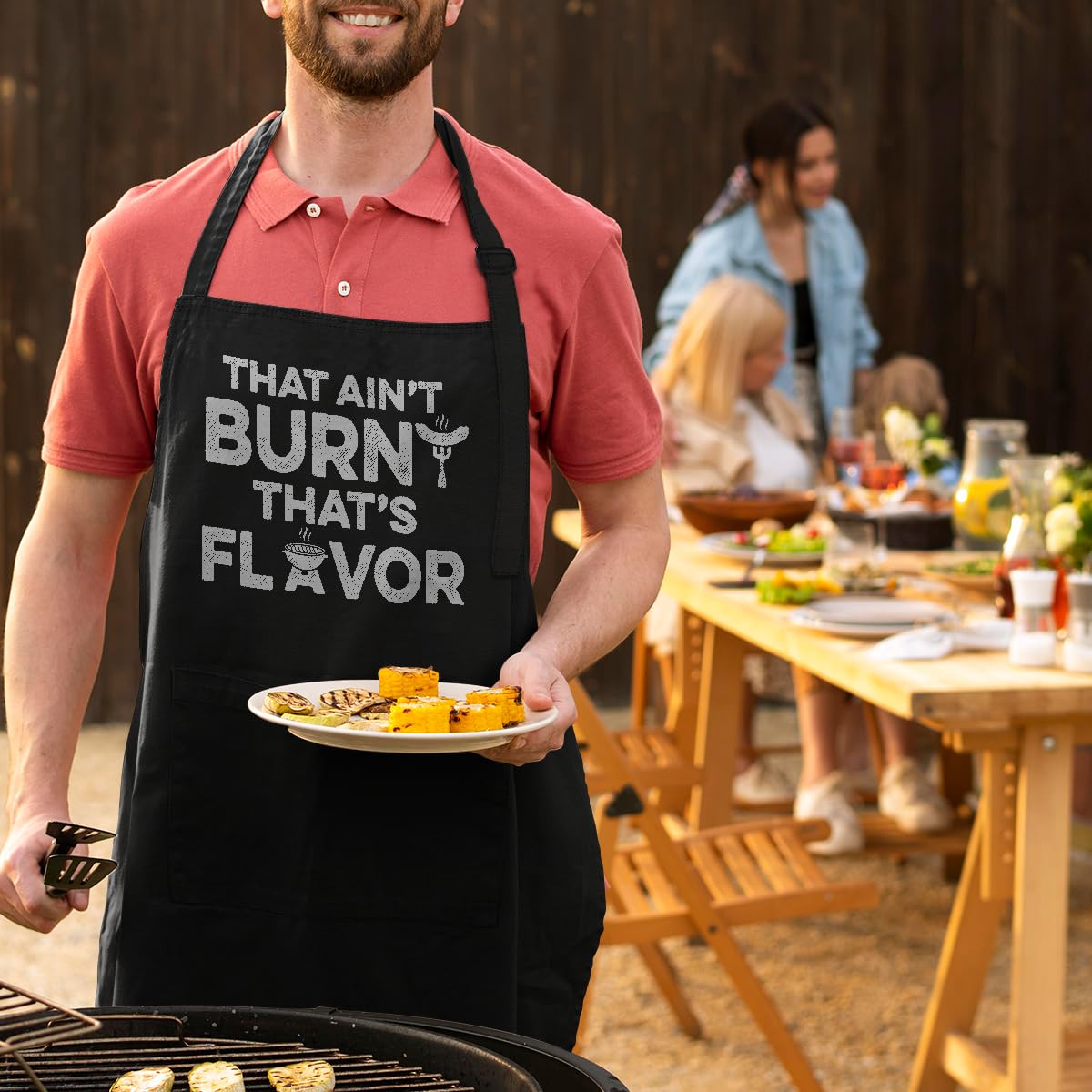SANDJEST one-size-fits-most apron, suitable for most body types.