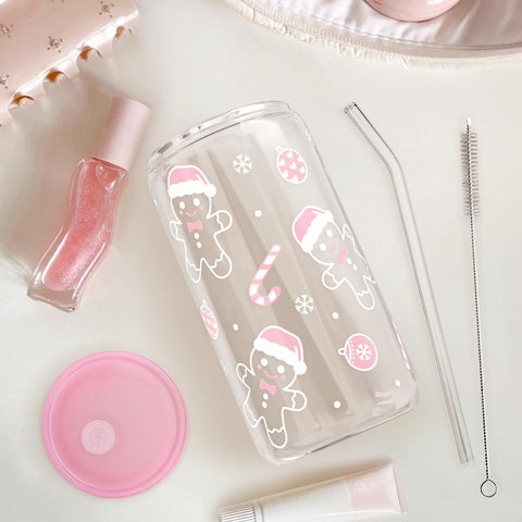 SANDJEST Christmas Gingerbread design tumbler combines festive style with practical function.
