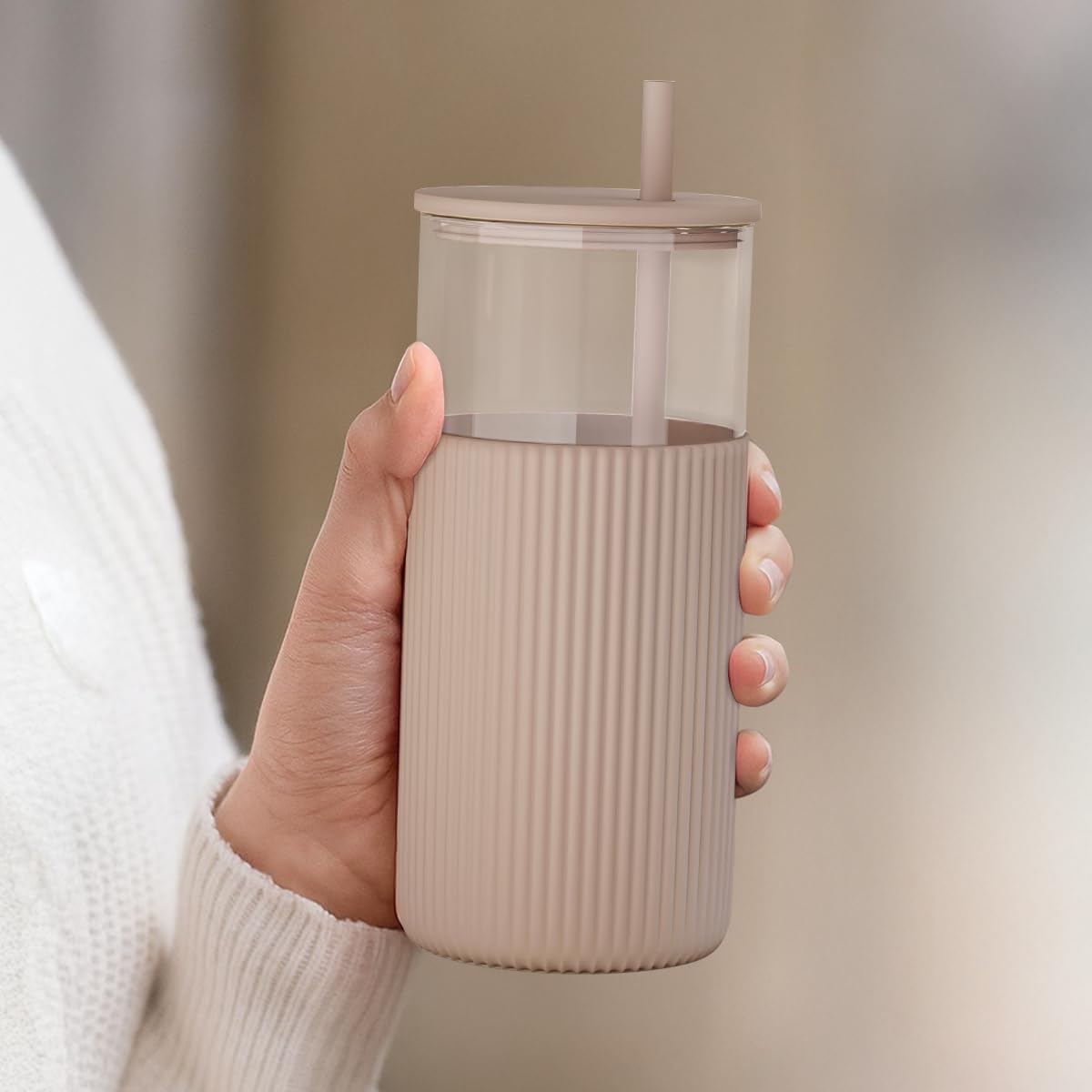 SANDJEST spill-resistant lid helps prevent leaks during travel.