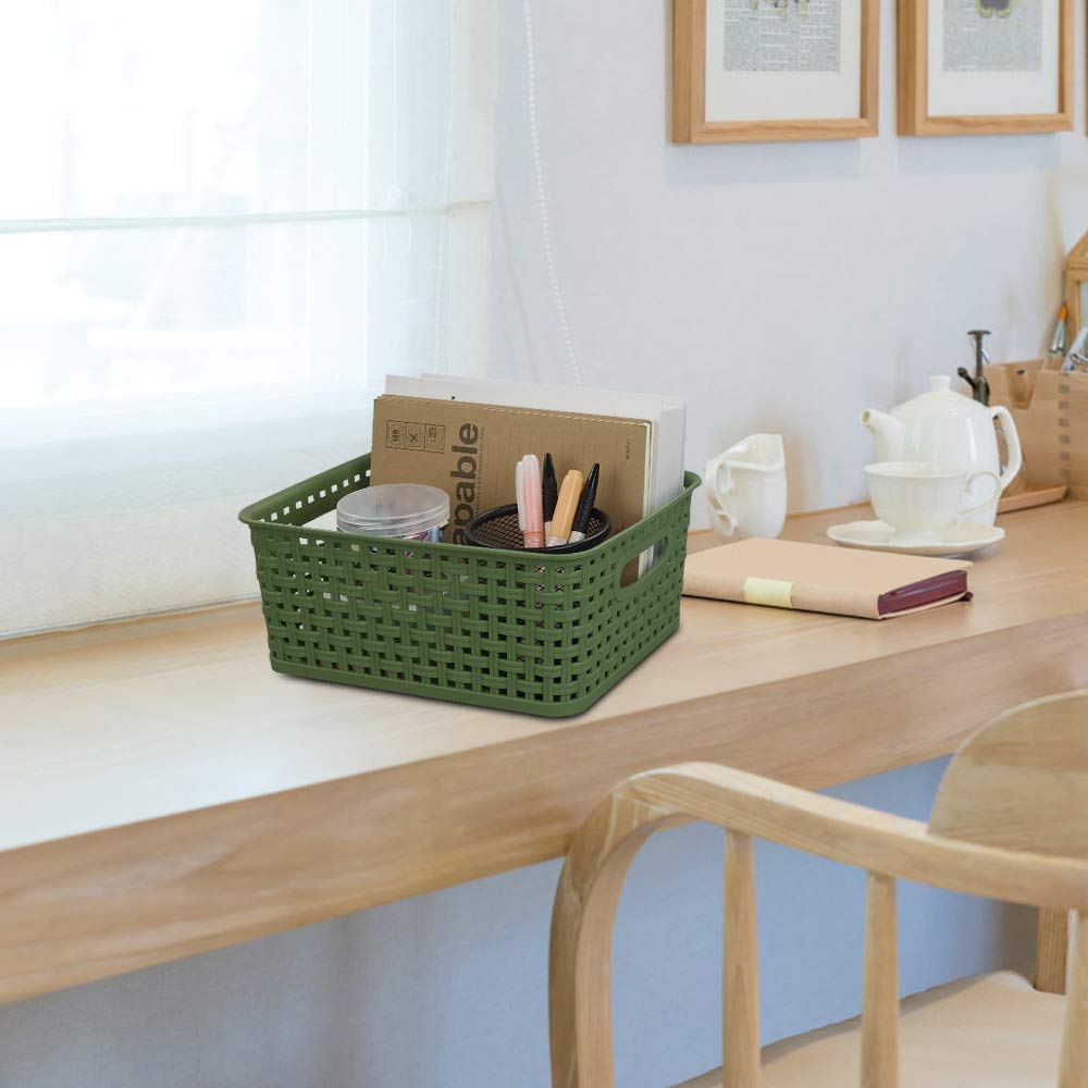 Sandmovie green storage basket for countertop decluttering.