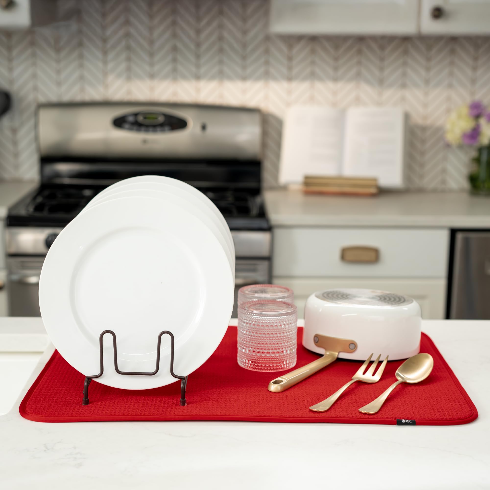 S&T INC. Dish Drying Mat XL — catches drips beneath a drying rack