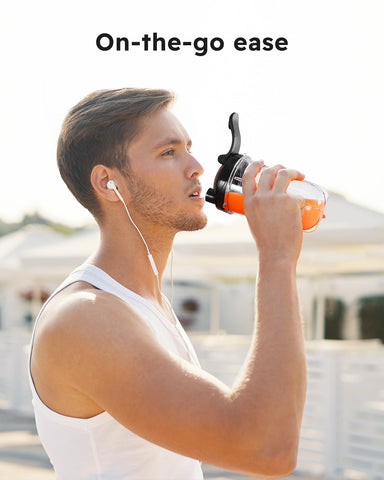 Sangcon 5-in-1 blender four containers support multiple recipes.