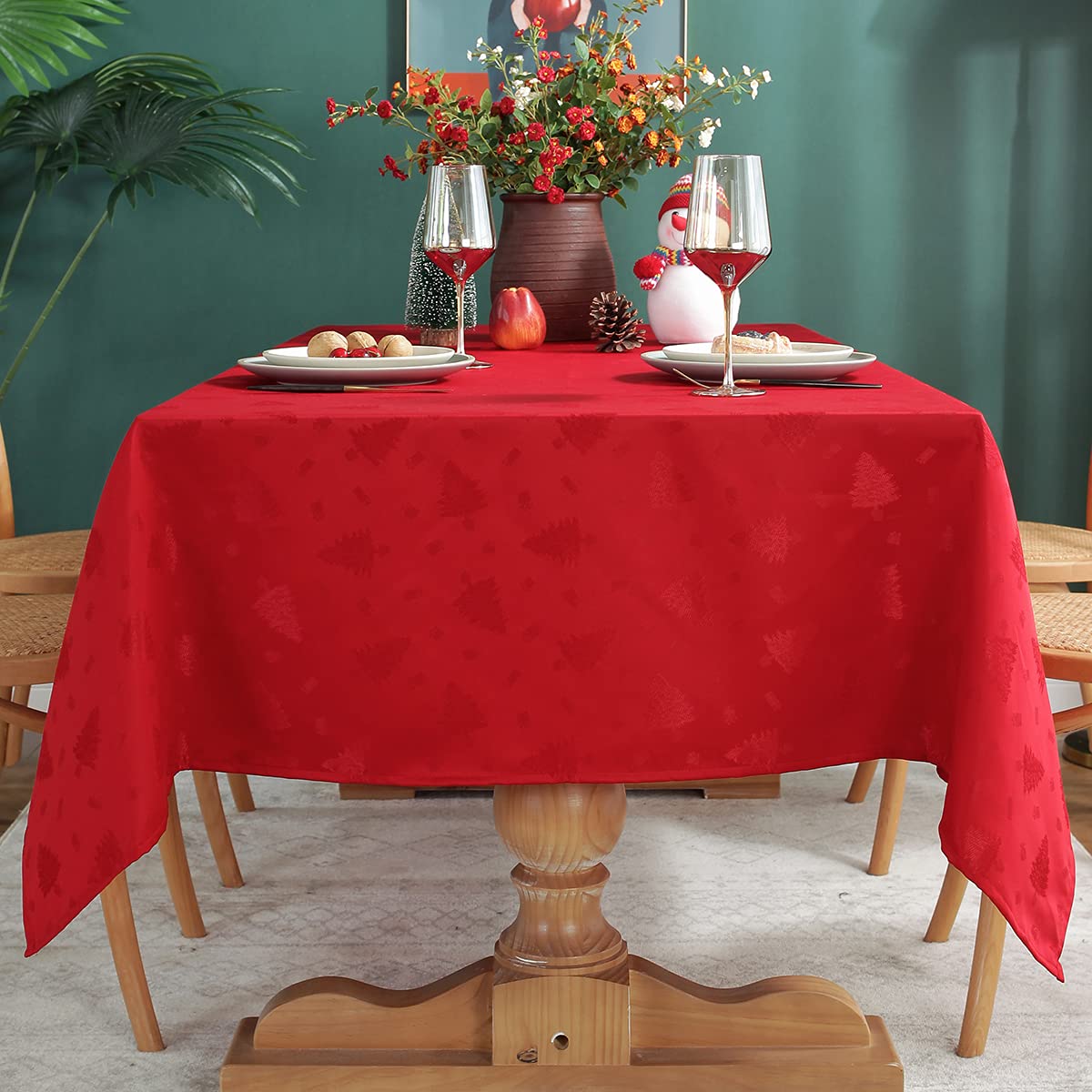 SASTYBALE 60x120 inch rectangle tablecloth for large family gatherings.