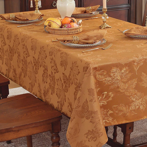 SASTYBALE full dining setup showcases maple leaf tablecloth for festive gatherings.