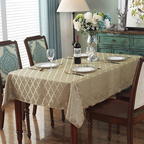 SASTYBALE gold damask design elevates your table setting.