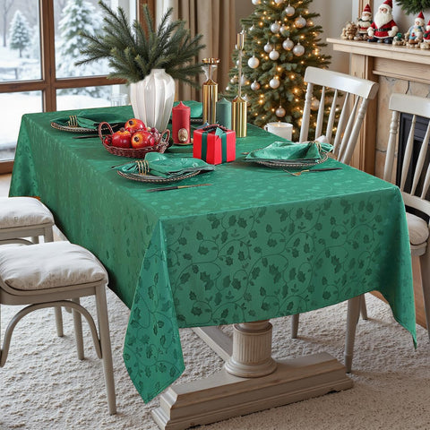 SASTYBALE holly berry leaves pattern enhances holiday dining and family celebrations